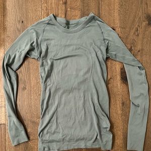 Lululemon long sleeve